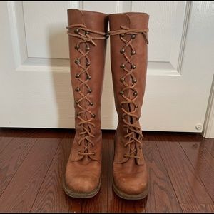 Brown’s Leather Brown Lace-Up Boots